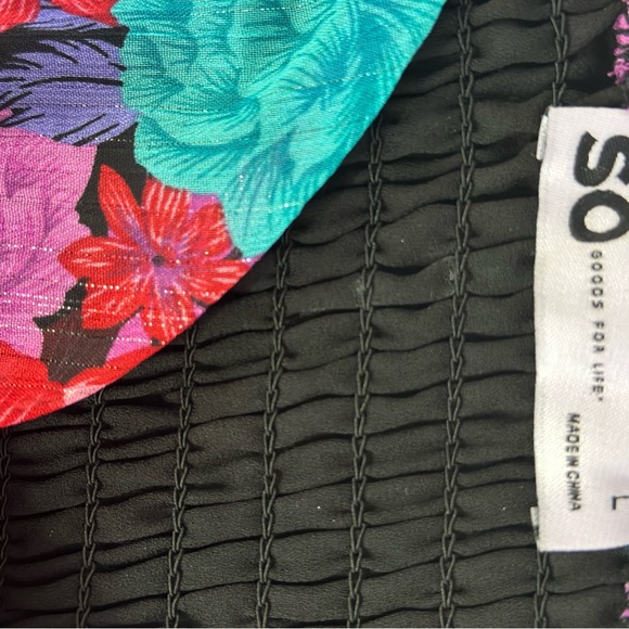 JUNIORS PUFF SLEEVE FLORAL CROP TOP - Picture 12 of 12